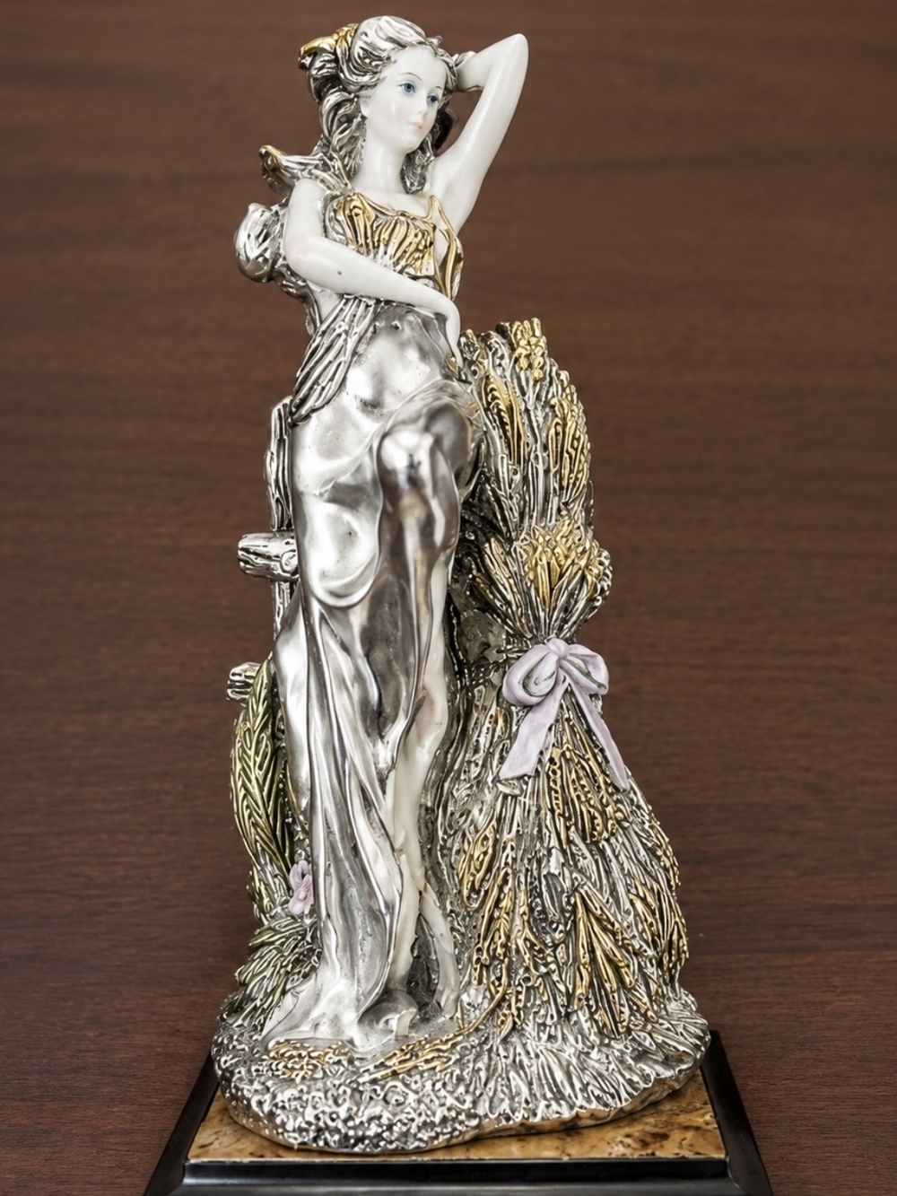 Signed Victor 9 inches tall, Lady Figurine Sculpture Silver Gold Tone, Vintage - Picture 2 of 15